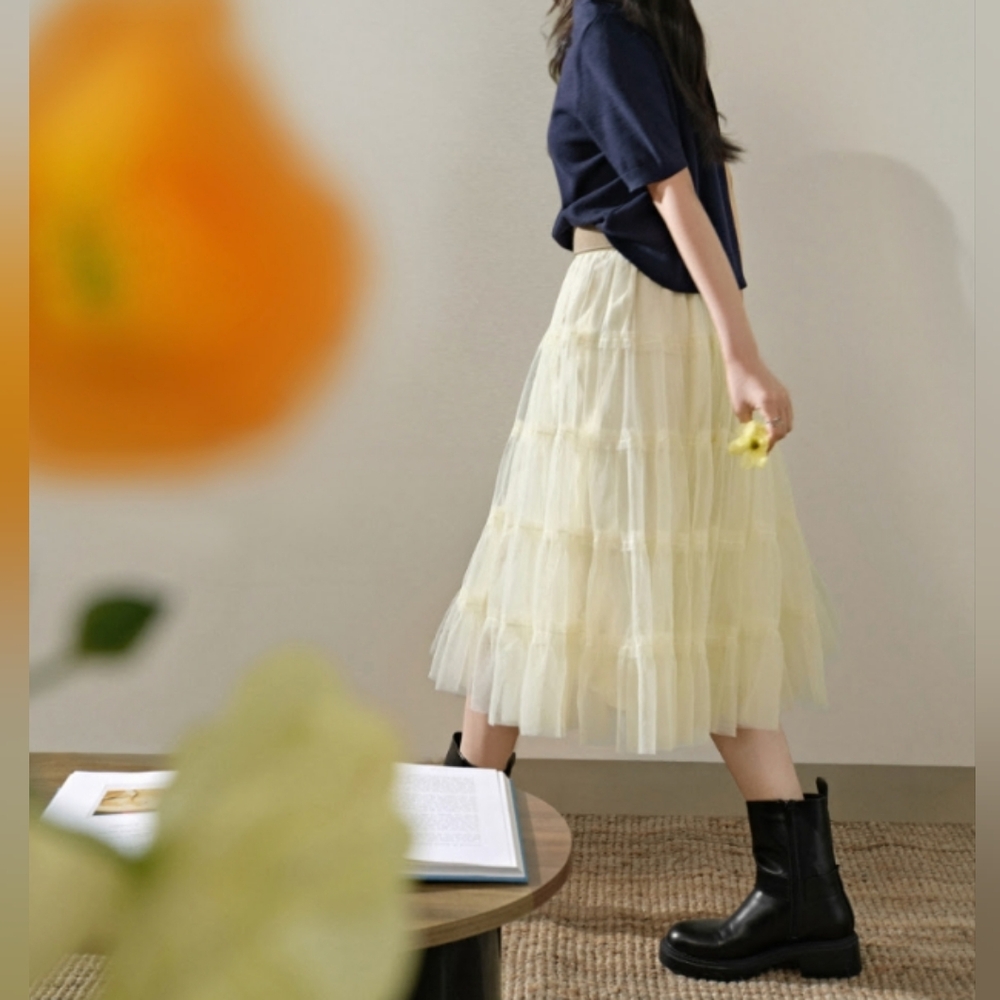 Tiered Mesh Yellow Skirt With Liner